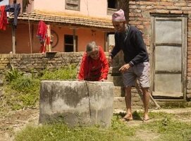 109-Biogas_plant_with_latrine